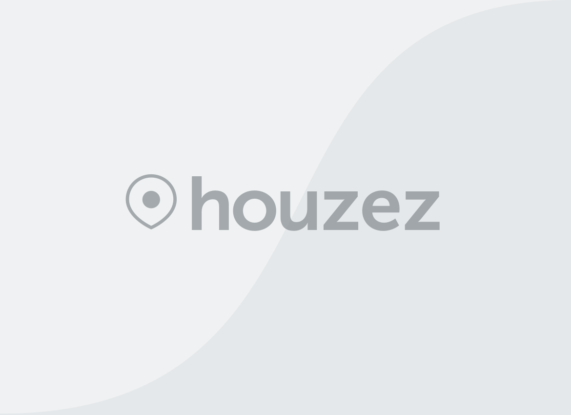 شقة ممتازة ؛حديثة البناء و التشطيب جنان مكناس ؛ قرب فندق الدالية .0689022031